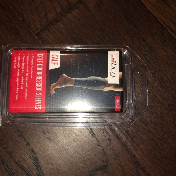 Compression sleeves - Picture 2 of 5